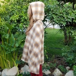 60s Vintage 》Plaid Wool Cape with Hood